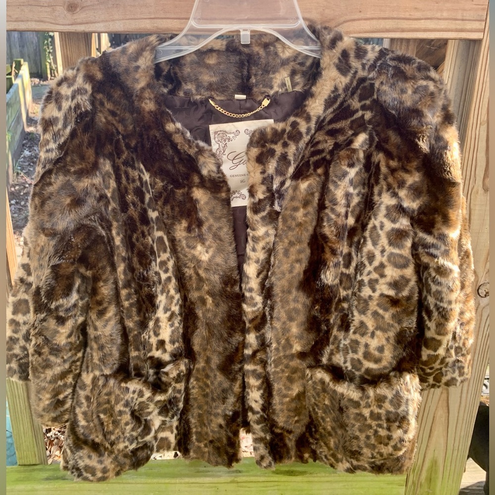 GUESS Leopard print faux fur coat